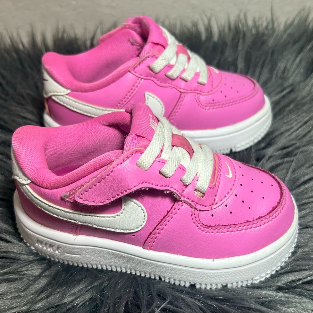 Nike Force 1 Low EasyOn Baby/Toddler Pink and White Low-Top Sneakers Size 6c - Picture 5 of 11